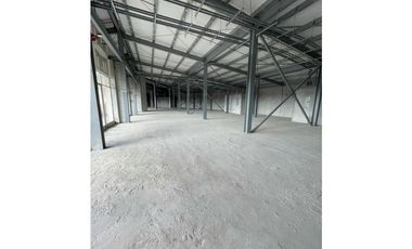 VILLALOBOS PLAZA/LOCALES $950/ALQUILER