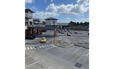 VILLALOBOS PLAZA/LOCALES $950/ALQUILER