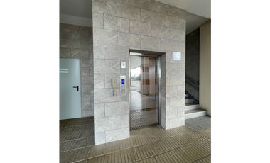 VILLALOBOS PLAZA/LOCALES $950/ALQUILER