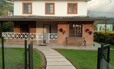 casalote en arriendo en santa rosa de cabal. Cod A20731