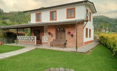 casalote en arriendo en santa rosa de cabal. Cod A20731