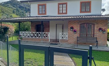 casalote en arriendo en santa rosa de cabal. Cod A20731