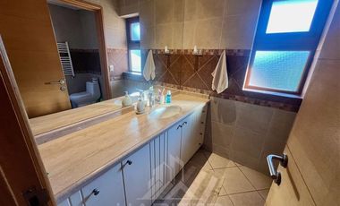 Casa en Venta en COD37266 Casa en Exclusivo Sector Los Pablos