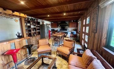 Casa en Venta en COD37266 Casa en Exclusivo Sector Los Pablos