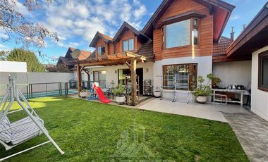 Casa en Venta en COD37266 Casa en Exclusivo Sector Los Pablos