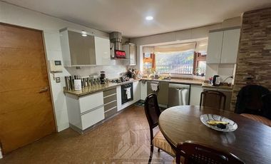 Casa en Venta en COD37266 Casa en Exclusivo Sector Los Pablos