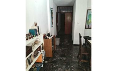 VENTA DE AMPLIO Y HERMOSO DPTO EN CALLE COLÓN- CIUDAD DE MENDOZA