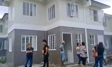 House and lot at 12k monthly, 30 mins from Manila