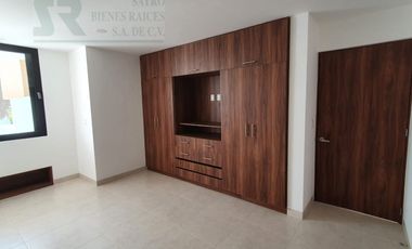 Casa 4 recámaras, entrega inmediada. Cerrada Vigilancia 24/7, El Pueblito