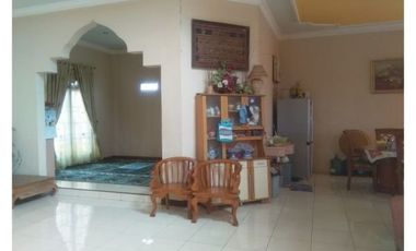 RUMAH MEWAH DI JALAN TRIBRATA LINGKAR BARAT KOTA BENGKULU