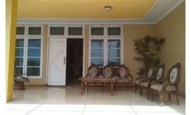 RUMAH MEWAH DI JALAN TRIBRATA LINGKAR BARAT KOTA BENGKULU