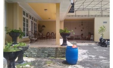 RUMAH MEWAH DI JALAN TRIBRATA LINGKAR BARAT KOTA BENGKULU