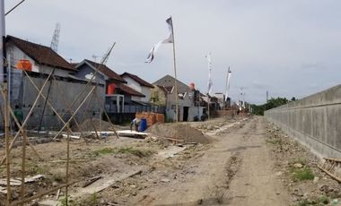 Rumah millenial surakarta kampus uns, free biaya-biaya
