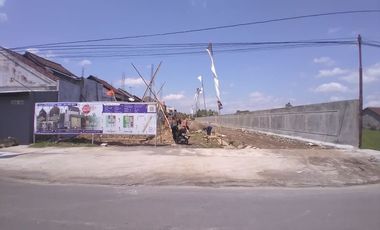 Rumah millenial surakarta kampus uns, free biaya-biaya