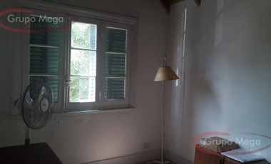 CASA ESTILO COLONIAL   C/COCHERA/
