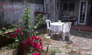 CASA ESTILO COLONIAL   C/COCHERA/