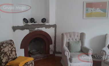 CASA ESTILO COLONIAL   C/COCHERA/