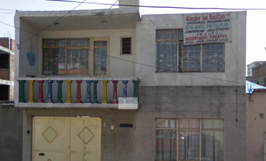 Casa en Venta en Neptuno Prologación Guerrero Cerca del Metrobus Tlatelolco
