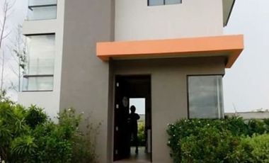 Townhouse for sale in Avida Parkway Settings Nuvali