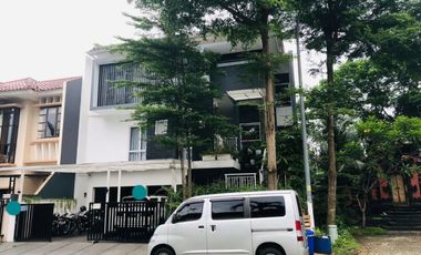 Dijual rumah di Puspitaloka BSD City Tangerang Selatan Nyaman Aman Asri Baru Renovasi