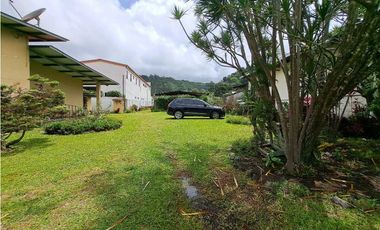 VENDO LOTE COMERCIAL EN BAJO BOQUETE