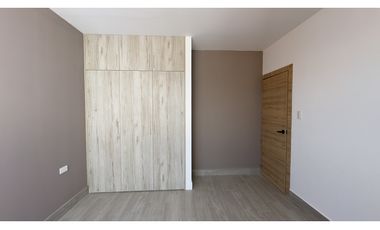 EN VENTA CASA MODERNA A ESTRENAR EN MANTA, SECTOR NORTE