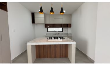 EN VENTA CASA MODERNA A ESTRENAR EN MANTA, SECTOR NORTE