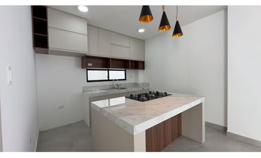 EN VENTA CASA MODERNA A ESTRENAR EN MANTA, SECTOR NORTE