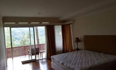 Vila Nyaman di Lembang Dekat Dago atas