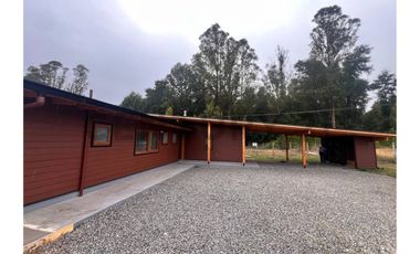Casa con vista al lago  Sector Colegio Alemán