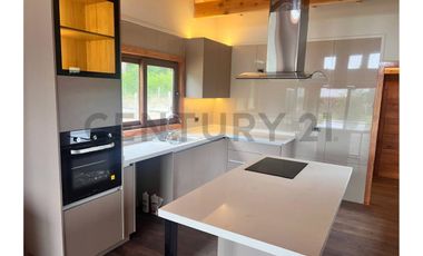 Casa con vista al lago  Sector Colegio Alemán