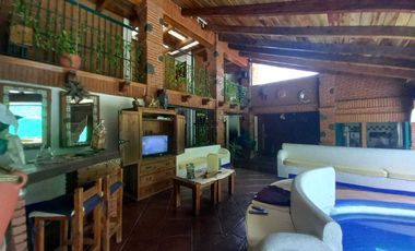 CASA EN RENTA EN FRACCIONAMIETO LOMAS DE COCOYOC MORELOS