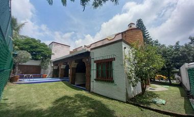 CASA EN RENTA EN FRACCIONAMIETO LOMAS DE COCOYOC MORELOS