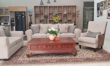 Dijual rumah mewah di papahan Karanganyar