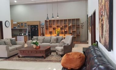 Dijual rumah mewah di papahan Karanganyar