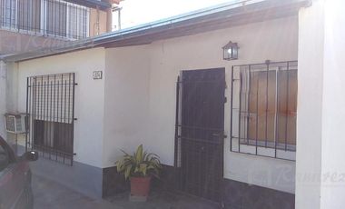Casa 2 Ambientes En Venta - Francisco Alvarez, Moreno