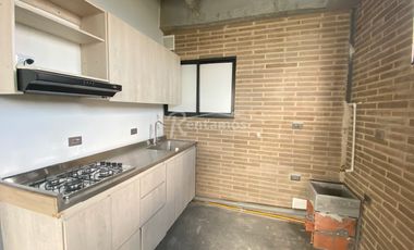 oficina en arriendo en san lucas. Cod A776253