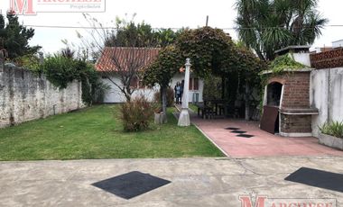 Casa 4 ambientes en venta en Ituzaingó centro
