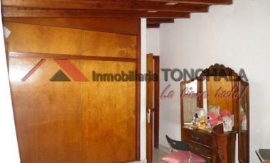 casa en venta en barrio blanco. Cod V15801
