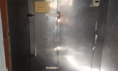 Local En Floresta A Metros De Avellaneda 300m2 Cubiertos