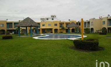 CASA EN VENTA EN COATZACOALCOS VERRACRUZ.