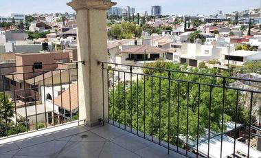PENTHOUSE EN RENTA DE 2 PISOS EN ZONA NORTE EN LEON GUANAJUATO