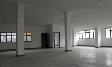 bodega en arriendo en obrero. Cod A107727