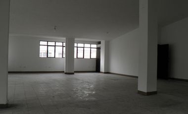 bodega en arriendo en obrero. Cod A107727