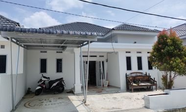 Miliki Rumah Type 54 Harga Murah Komplek Cluster Lokasi Pinggir Jalan