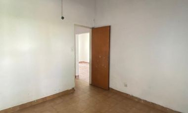 Vivienda 3 ambientes en esquina