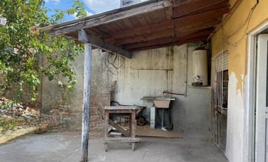 Vivienda 3 ambientes en esquina