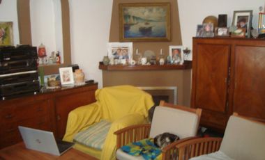 BURZACO: VENTA DE CASA CON PARQUE Y GARAGE