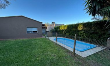 CASA EN VENTA EN EL CARMENCITO CON PILETA