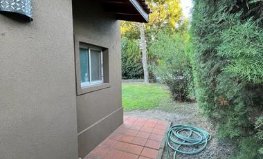 CASA EN VENTA EN EL CARMENCITO CON PILETA